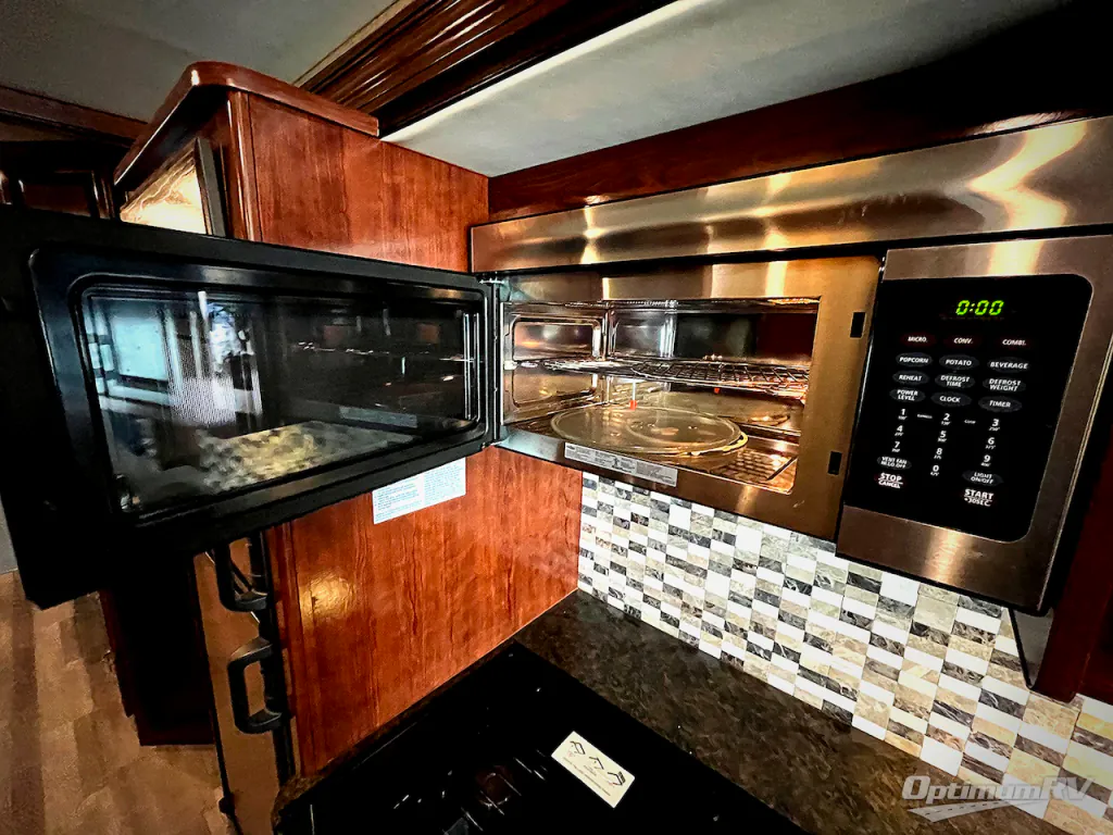 2018 Fleetwood Flair 30P, Photos photo 12