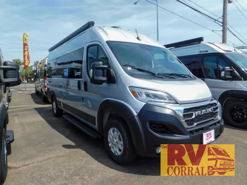 2027 Thor Motor Coach Sequence 20L - Photo 2