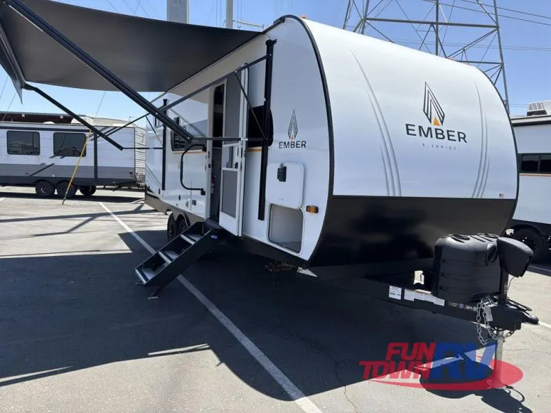 2026 Ember RV E-Series 22ETS - Photo 2