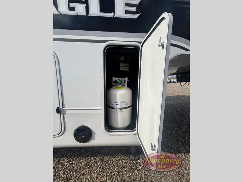 2026 Jayco Eagle 355MBQS - Photo 4