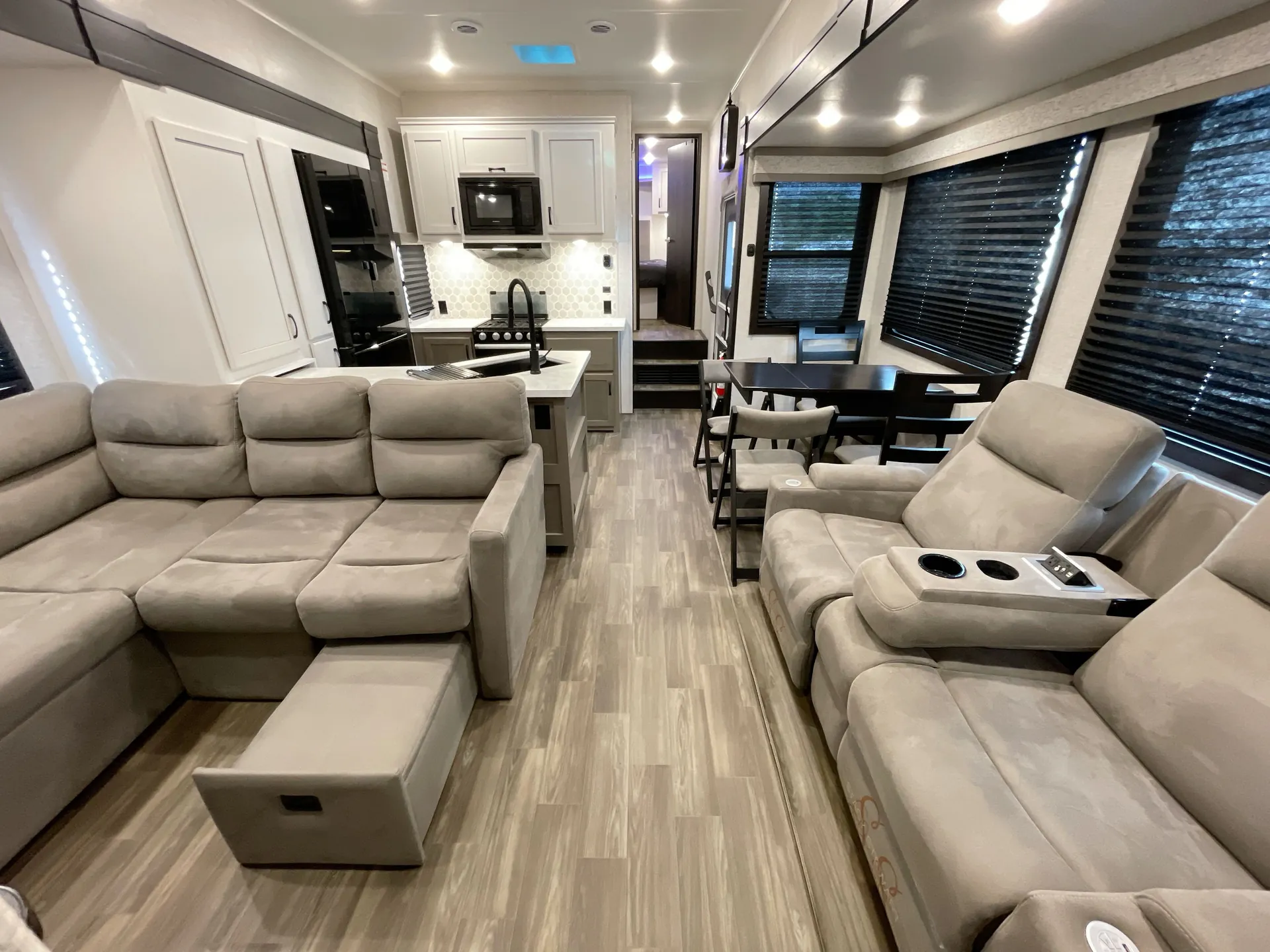 2024 Jayco Seismic 395 — living area main
