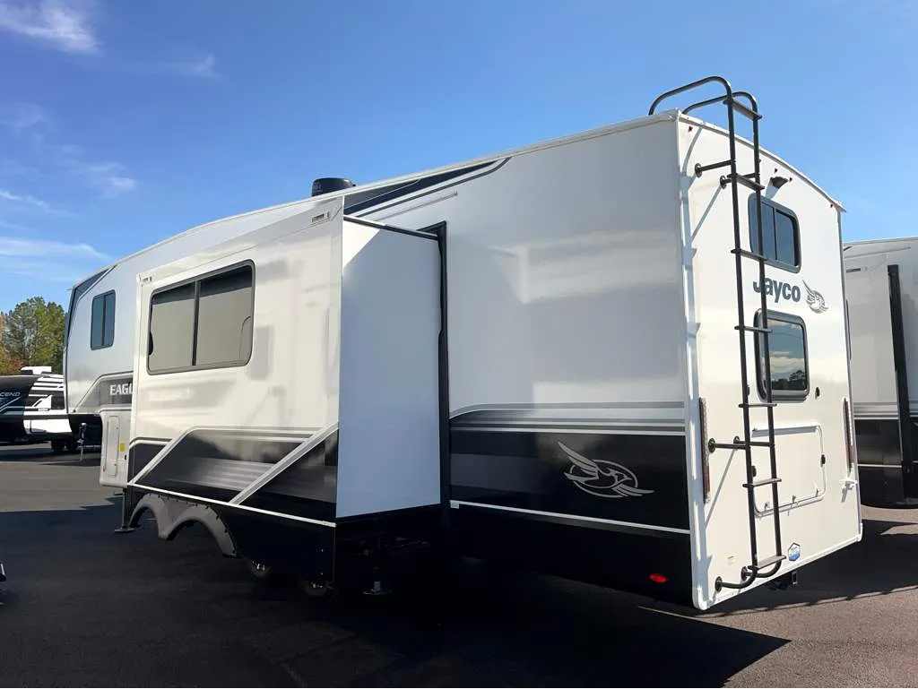2026 Jayco Eagle HT 29DDB - Photo 4