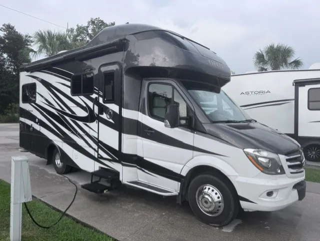 2018 Tiffin Wayfarer 24 TW