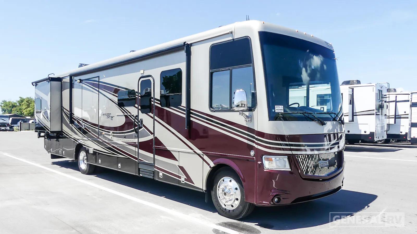 2020 Newmar Canyon Star 3911 - Photo 2