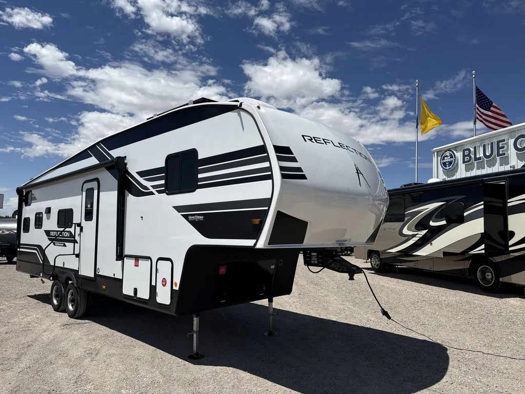2027 Grand Design Reflection 100 Series 27BH dealer photo 1 from Blue Compass RV