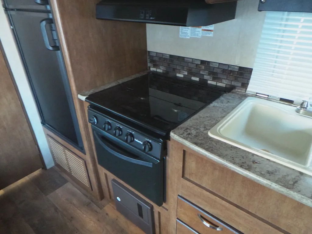2017 Forest River Salem Cruise Lite 241QBXL, Photos photo 17