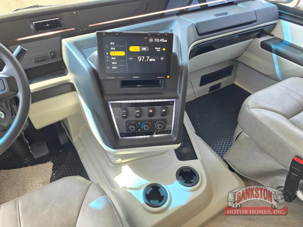 2027 Entegra Coach Emblem 36U, Photos photo 18