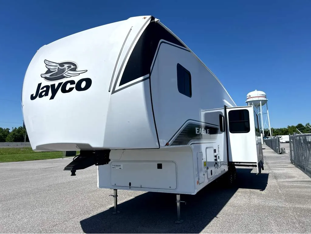 2026 Jayco Eagle SLE 28BHU - Photo 3