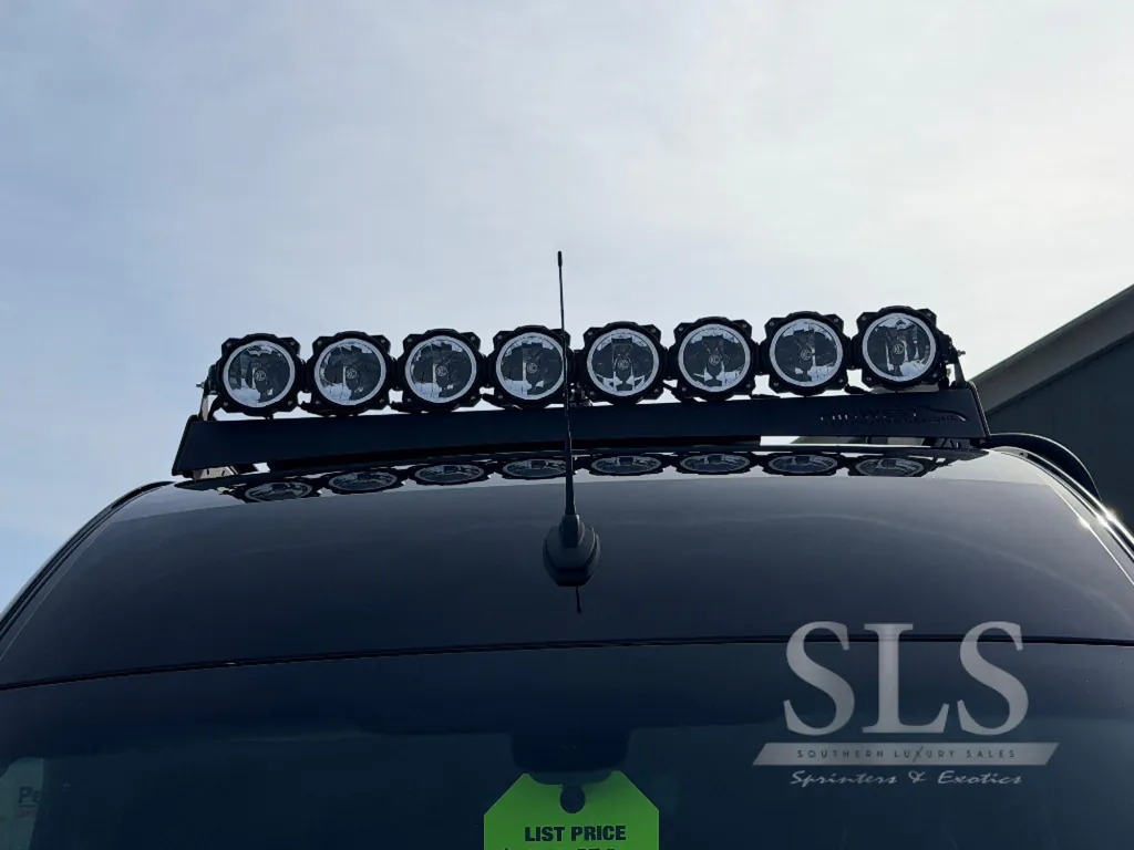 2026 Midwest Automotive Designs Luxe Cruiser D4, Photos photo 12