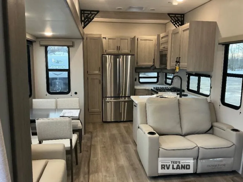 2027 Coachmen Catalina Destination 44CONDO - Photo 4