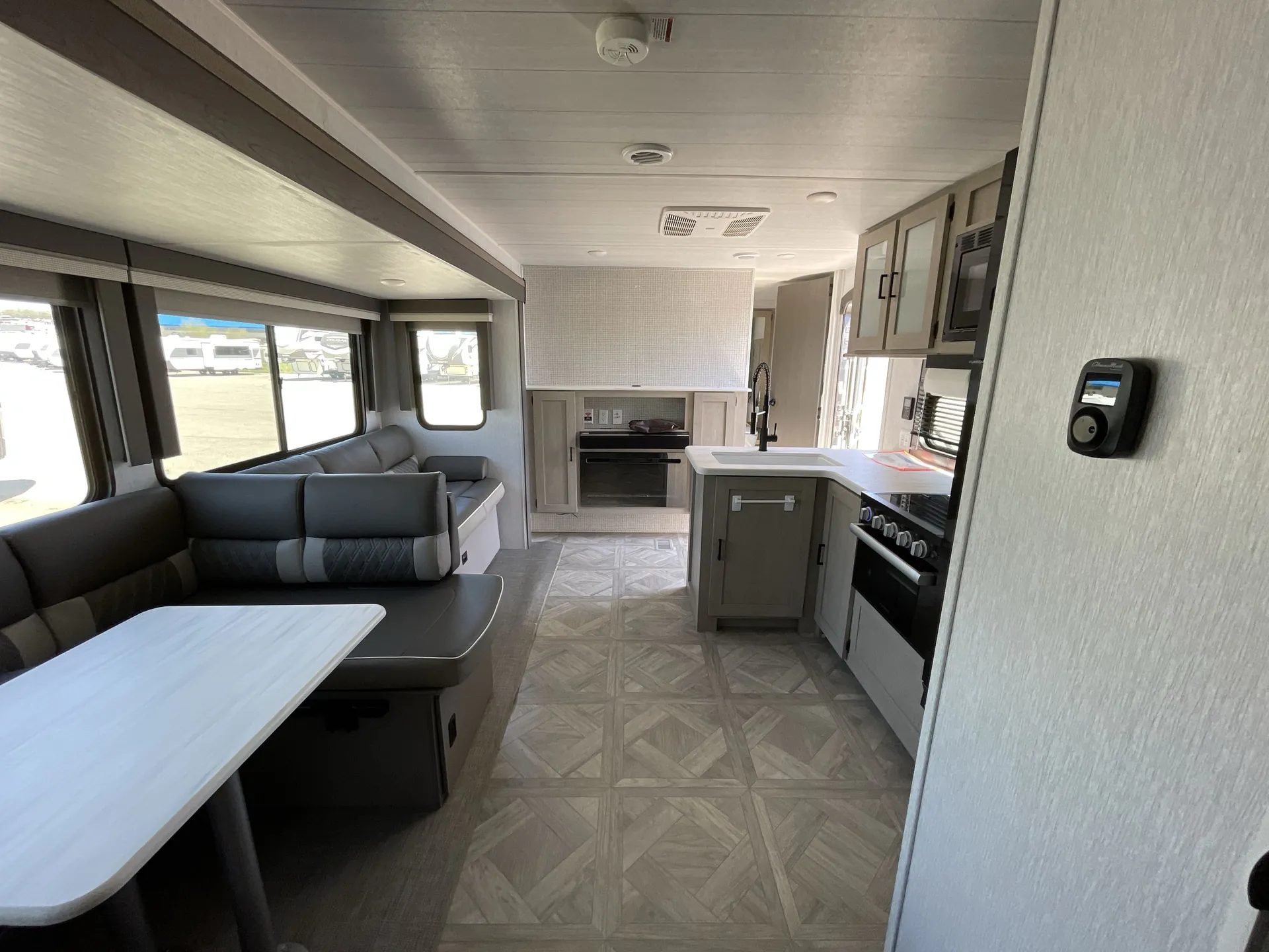 2024 Forest River Wildwood 31KQBTS — living area main