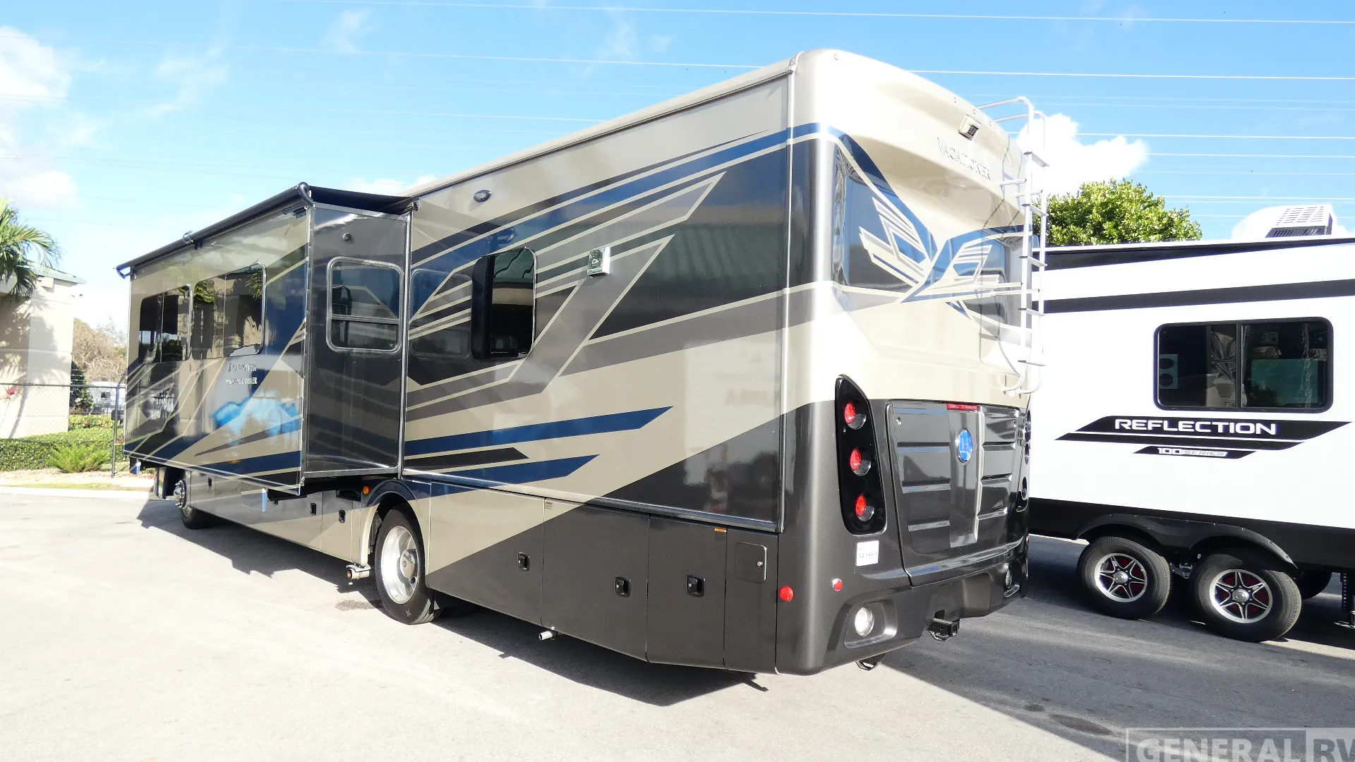 2026 Holiday Rambler Vacationer 35K - Photo 4