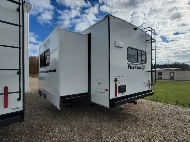 2026 Winnebago Thrive 24RKS - Photo 4