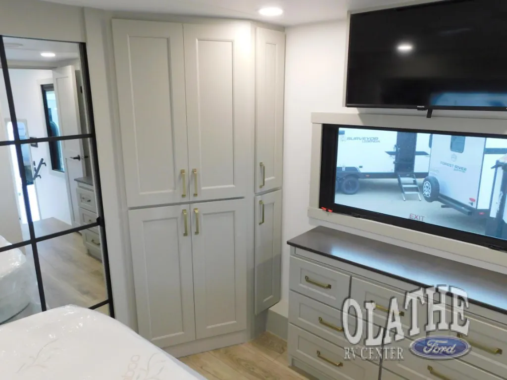2026 Brinkley Model G 4100, Photos photo 51