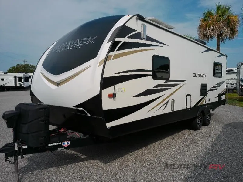 2023 Keystone Outback Ultra-Lite 240URS - Photo 4