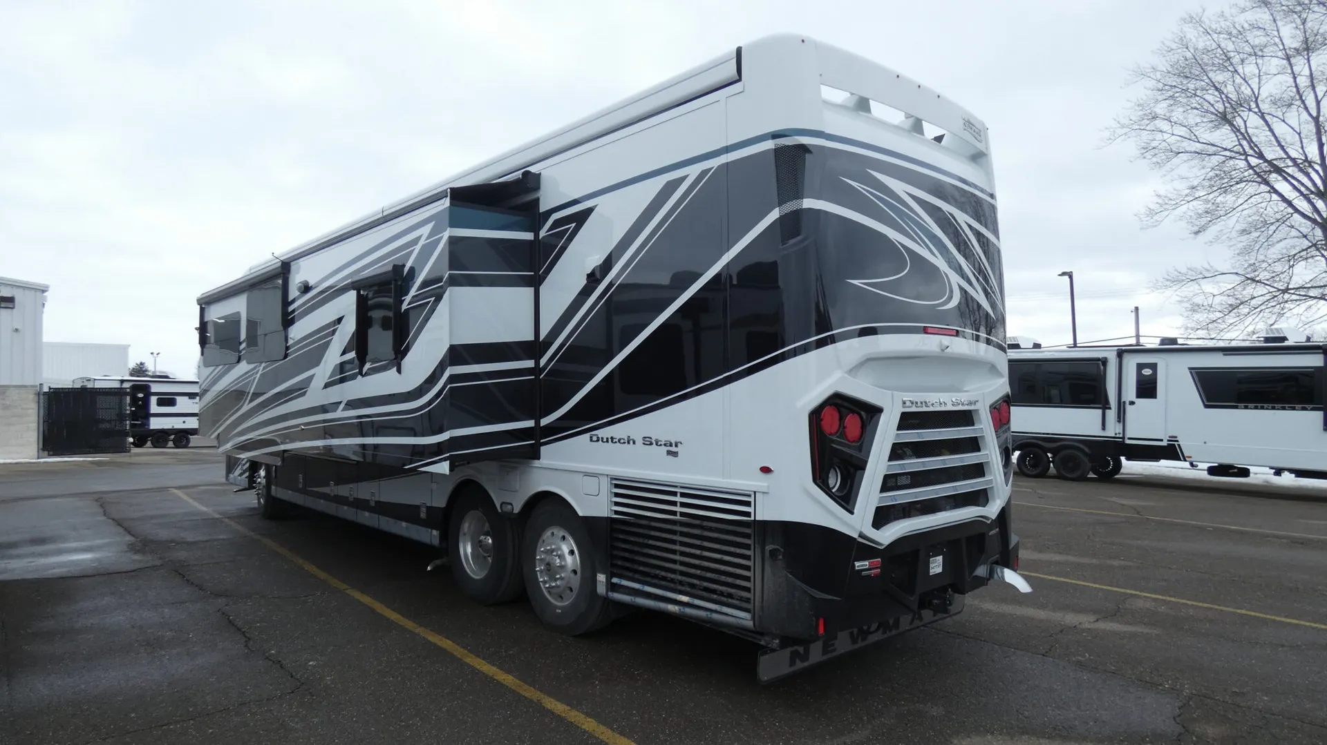 2026 Newmar Dutch Star 4081 - Photo 4