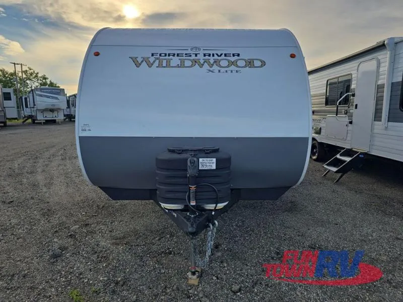 2027 Forest River RV Wildwood X-Lite 273QBXL - Photo 3