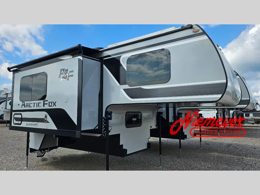2026 Northwood Arctic Fox Camper 990 - Photo 2