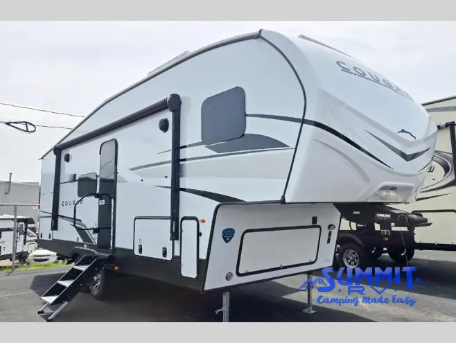 2025 Keystone Cougar Sport 2400RE - Photo 2