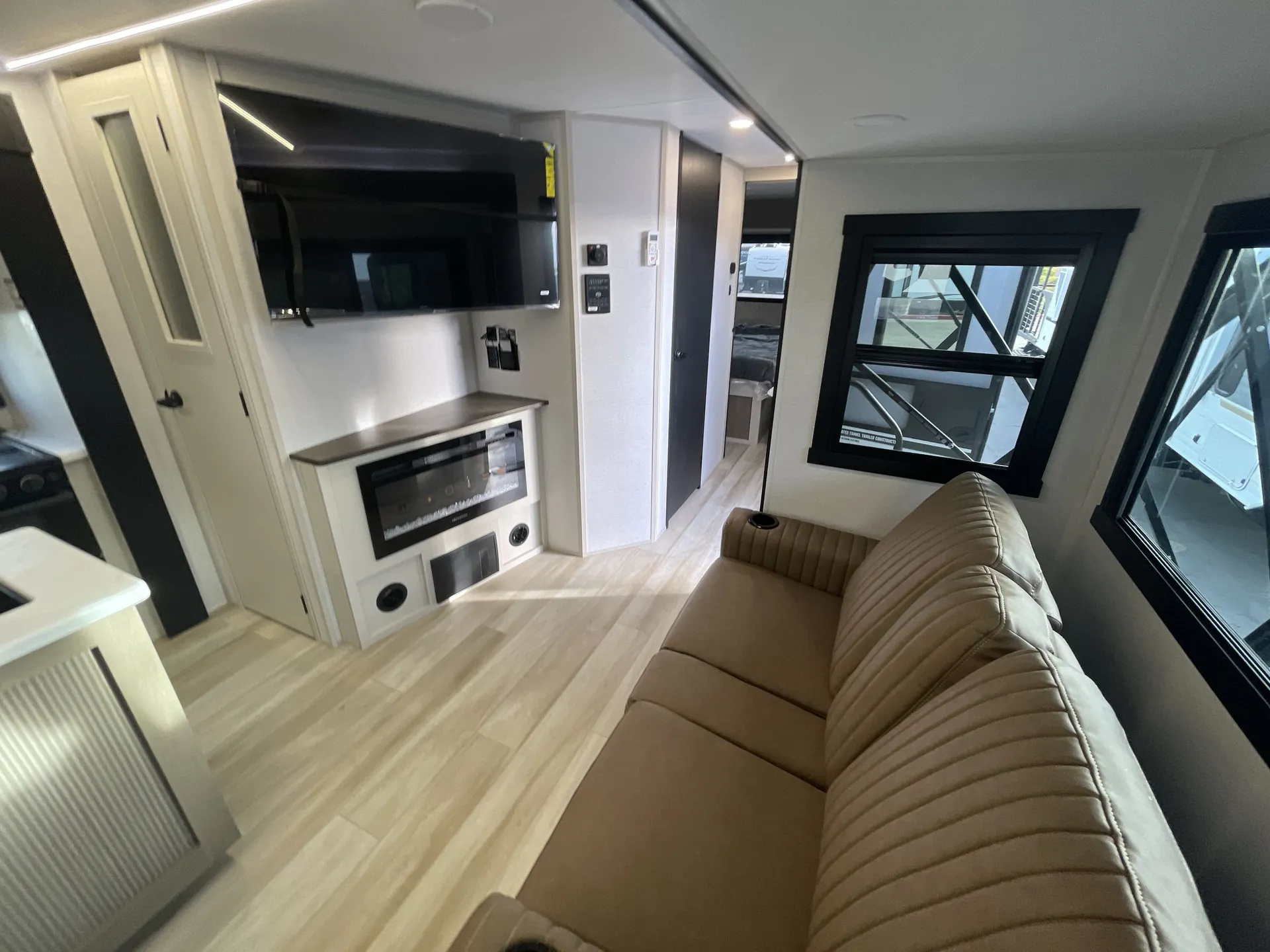 2026 Forest River Wildwood Heritage Glen 310BHI — living area main