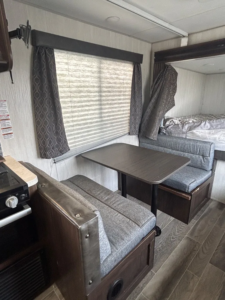 2019 Forest River Cherokee Grey Wolf 19SM, Photos photo 18