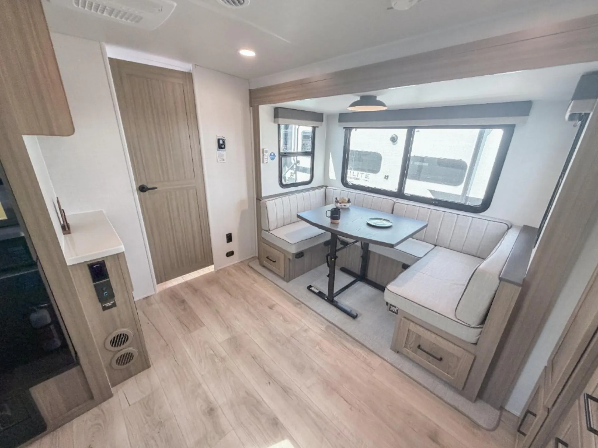 2027 Forest River Rockwood Mini Lite 2506FK - Photo 3