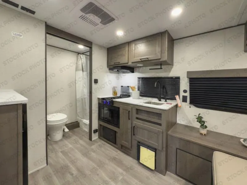 2026 Grand Design Transcend One 131DL - Photo 4