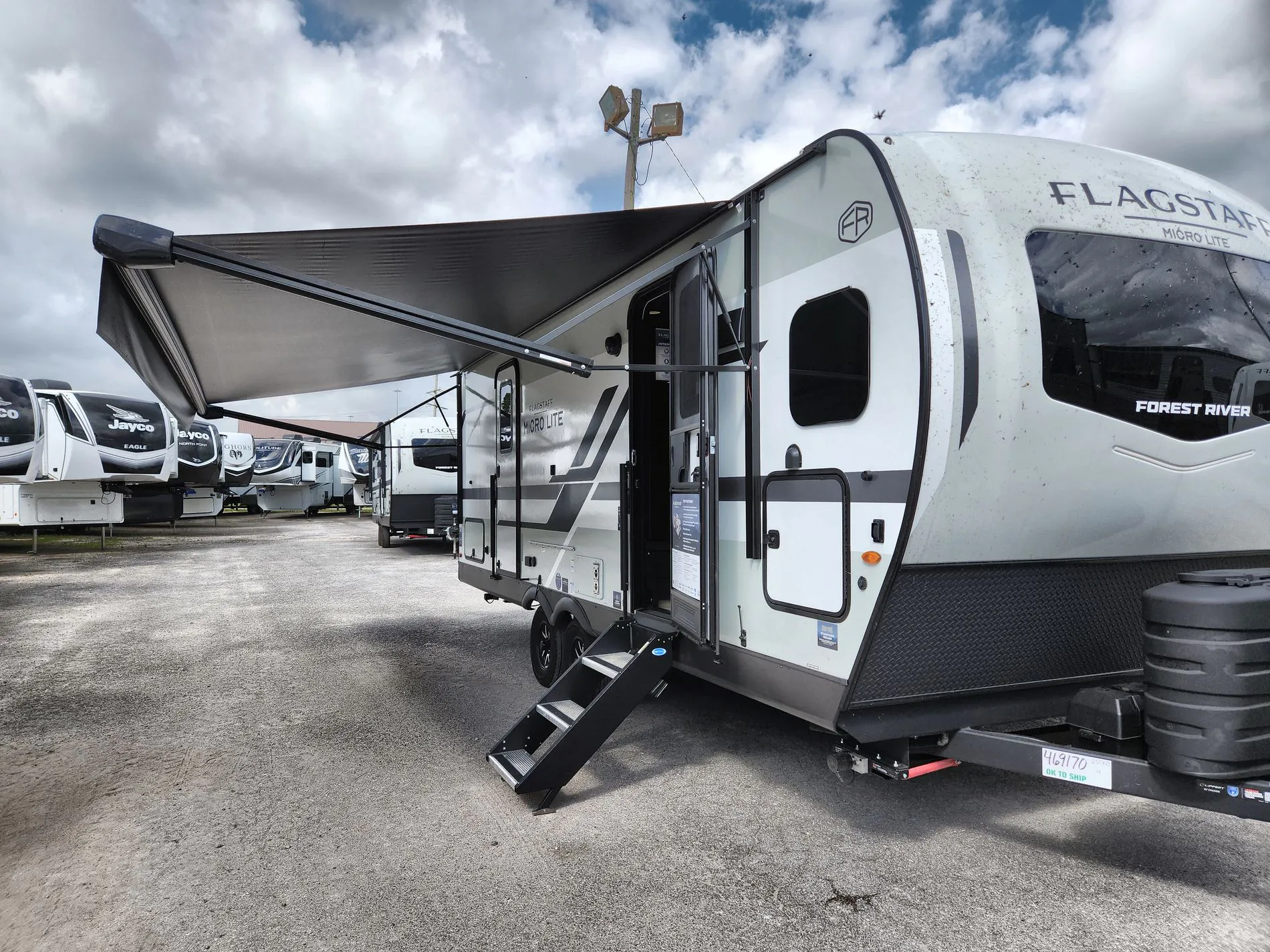 2026 Forest River Flagstaff Micro Lite 25FKB