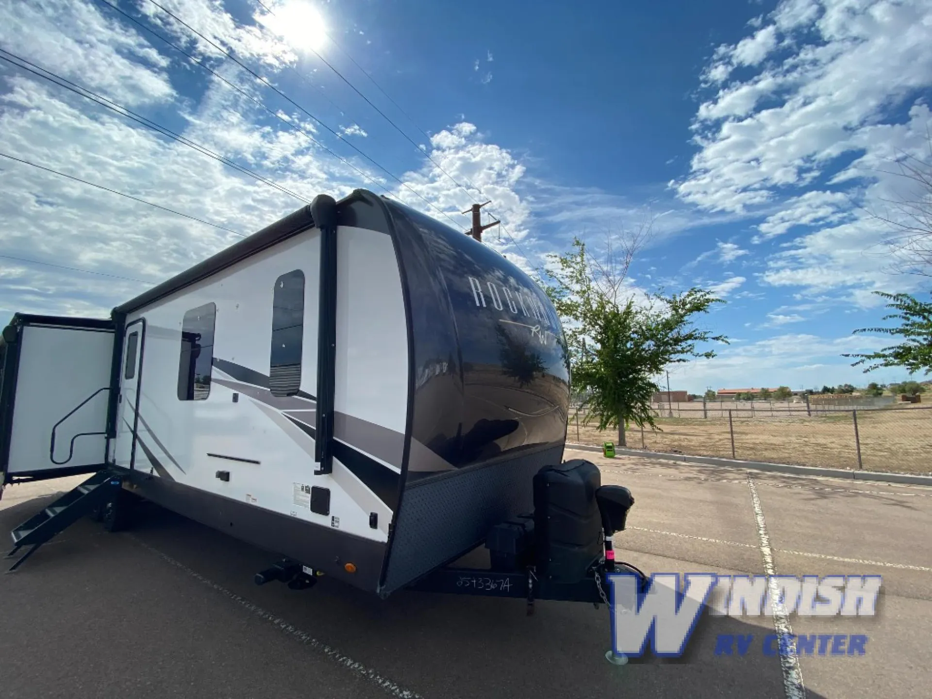 2023 Forest River Rockwood Signature 8332SB - Photo 3