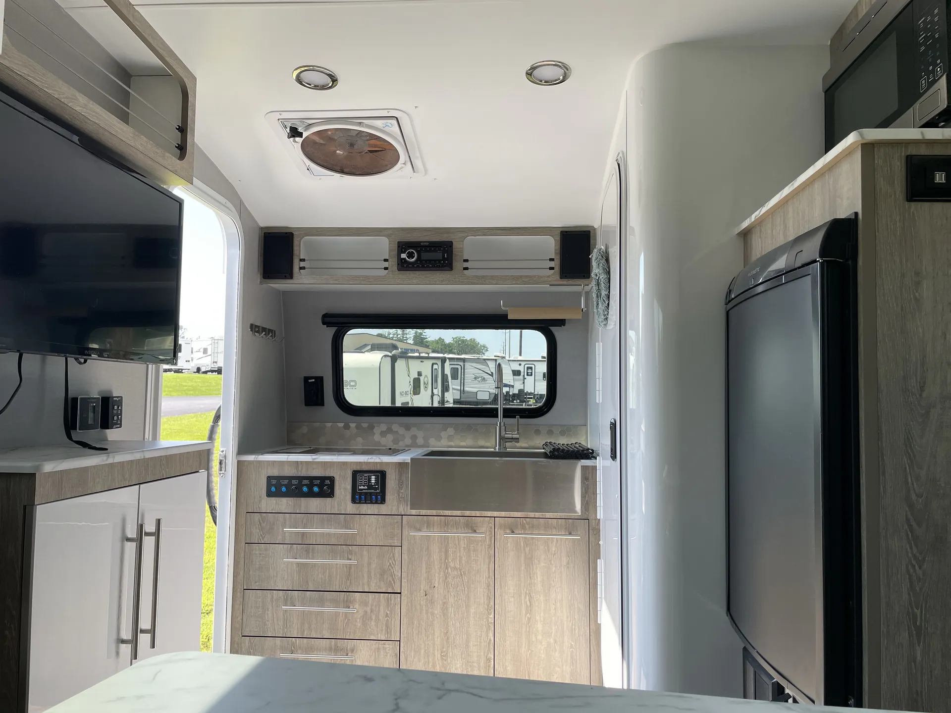 2023 inTech Sol Dawn Rover — living area main