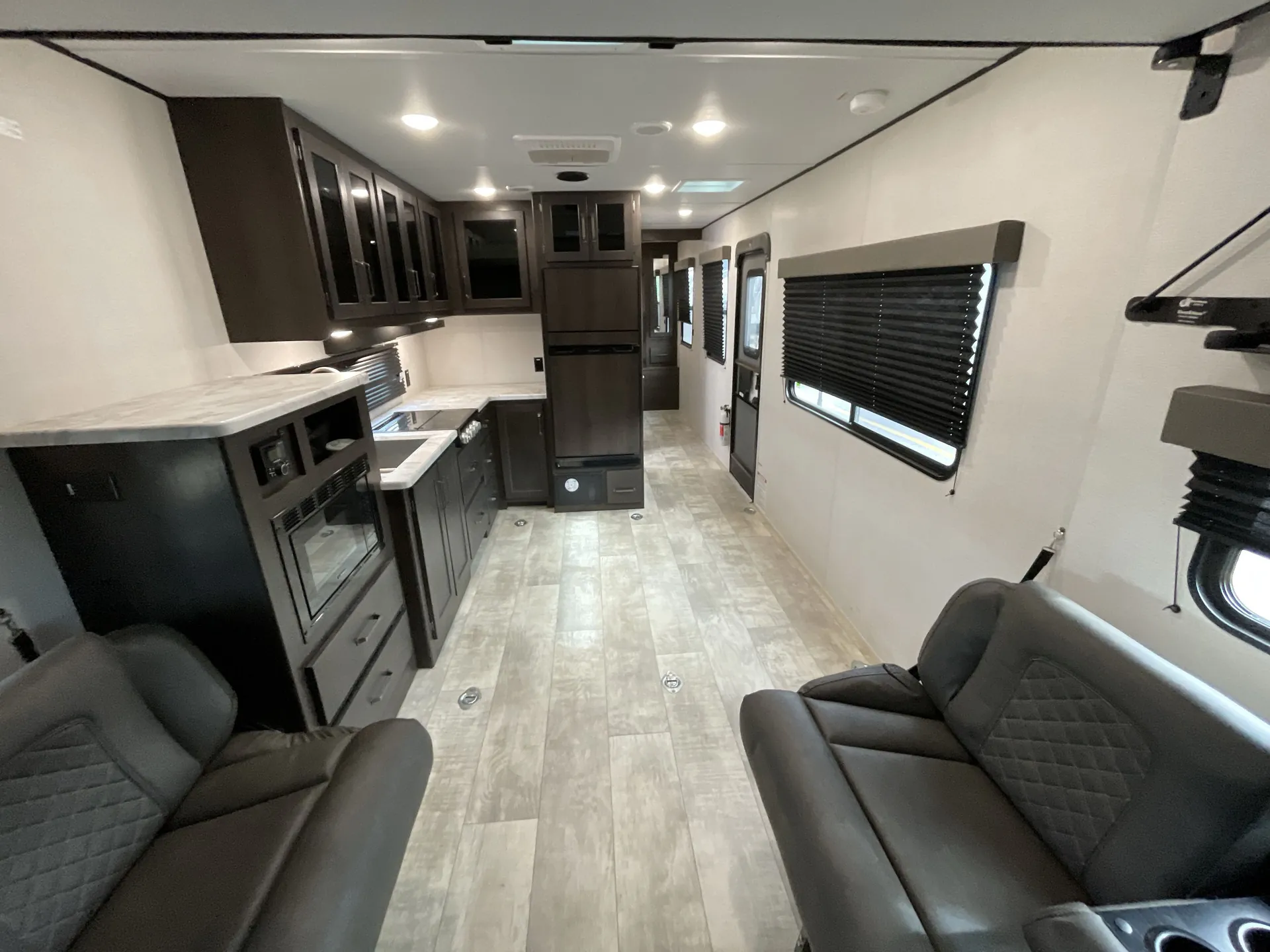 2024 Grand Design Momentum MAV 27MAV — living area main