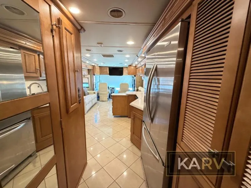 2014 Winnebago Journey 36M - Photo 4
