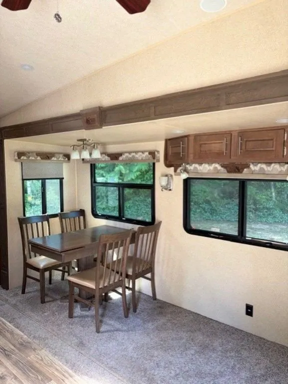 2021 Northwood Arctic Fox Grande Ronde 27' REAR KITCHEN 5th wheel GRAND RONDE EDTION - Photo 4