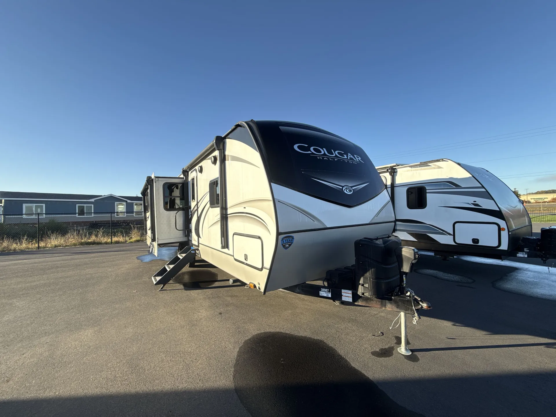 2021 Keystone Cougar Half-Ton 29RLSWE - Photo 2