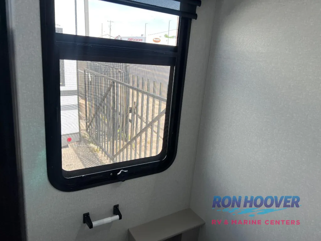 2026 Jayco North Point 395DSDB, Photos photo 27