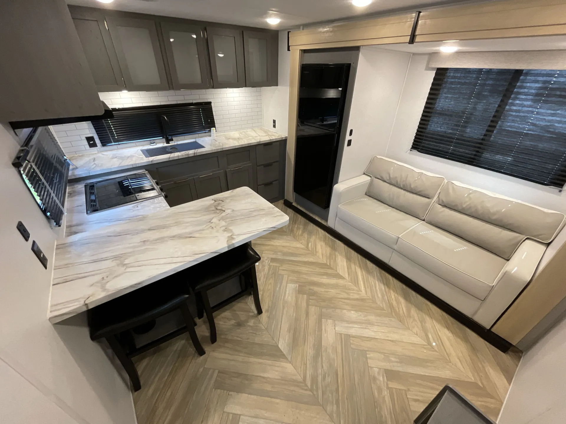 2023 Forest River Ozark 2670RK — living area main