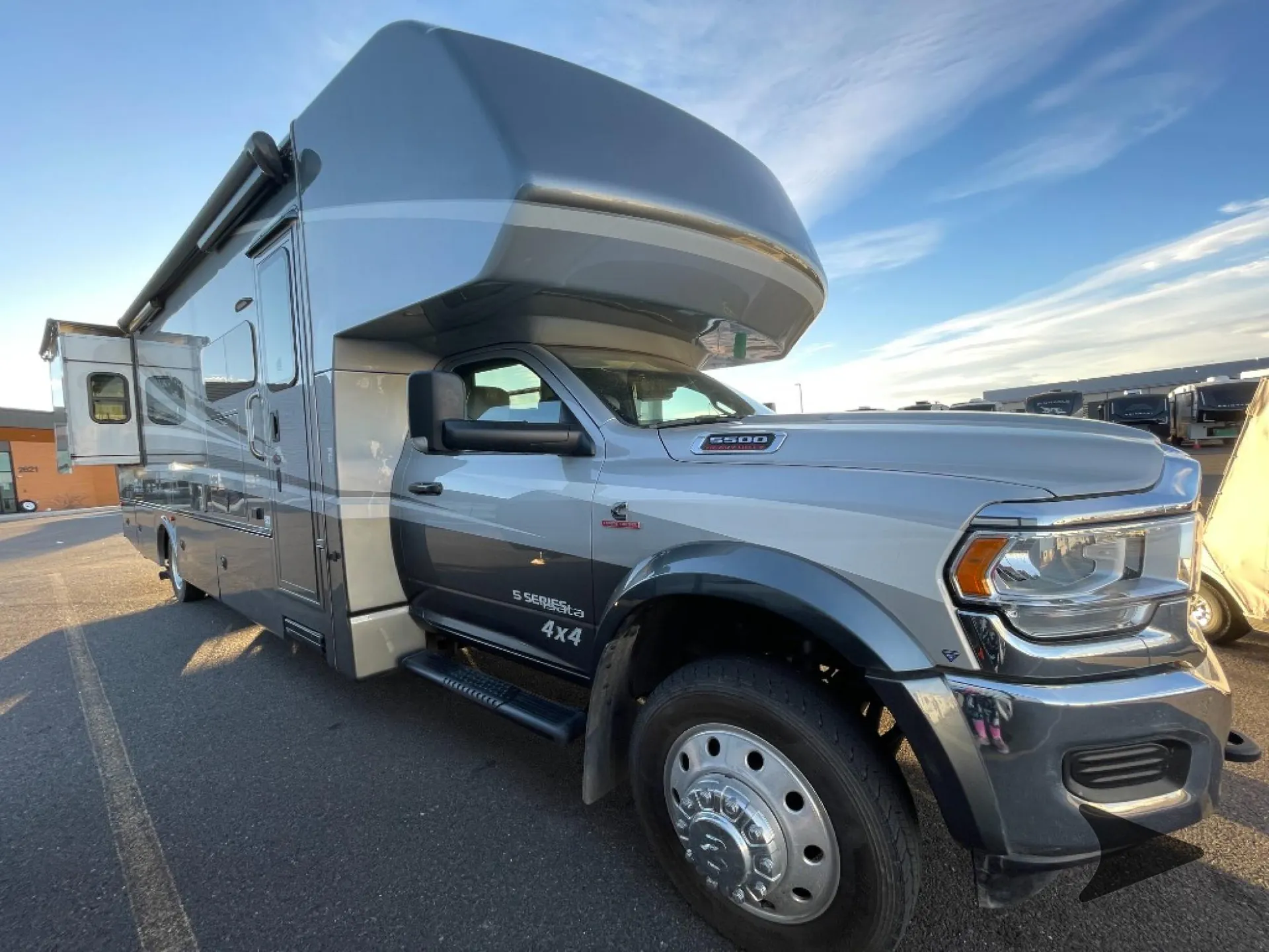 2024 Dynamax Corp Isata 5 34DS - Photo 2