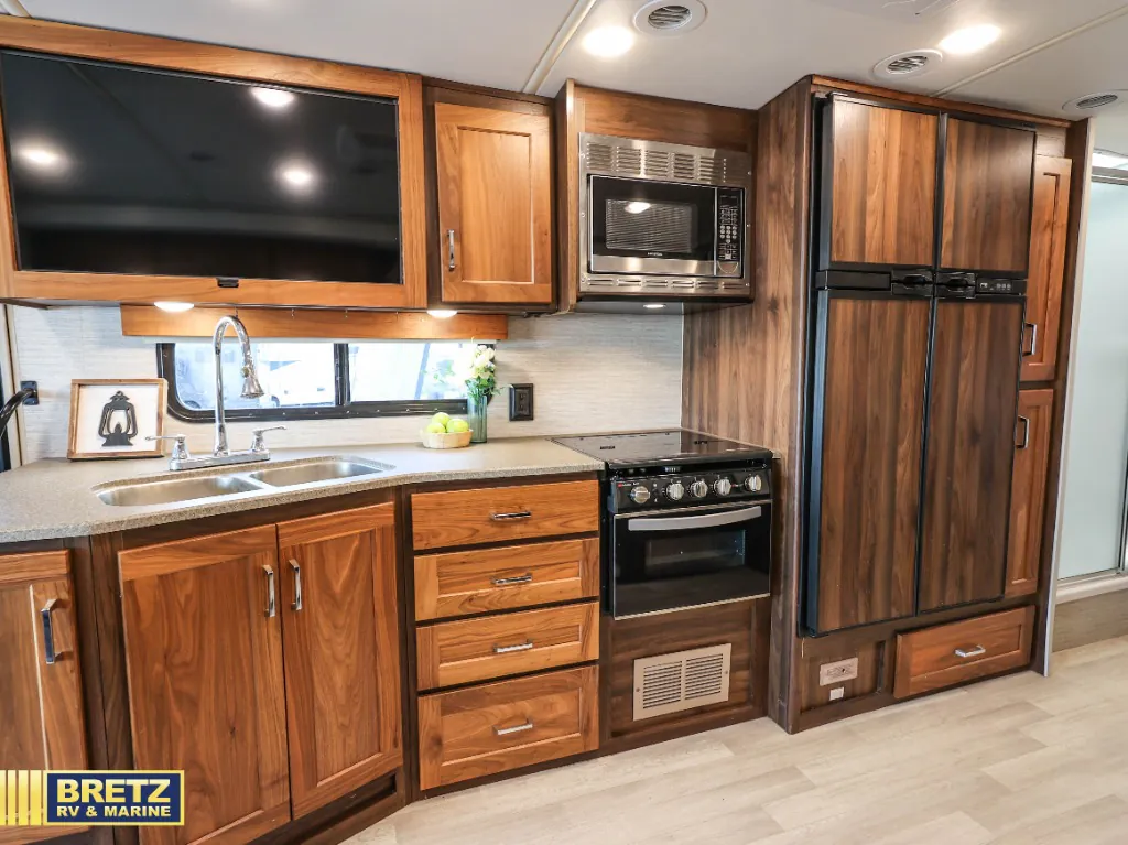 2021 Winnebago Sunstar 32M, Photos photo 26