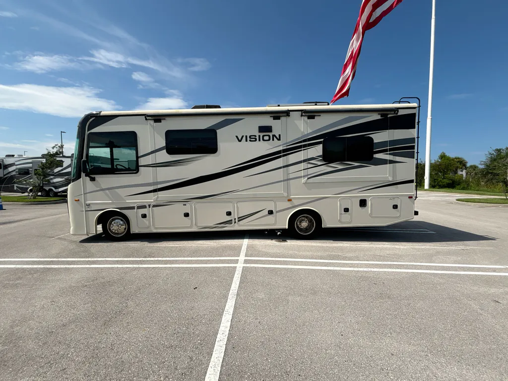 2023 Entegra Coach Vision 27A, Photos photo 6