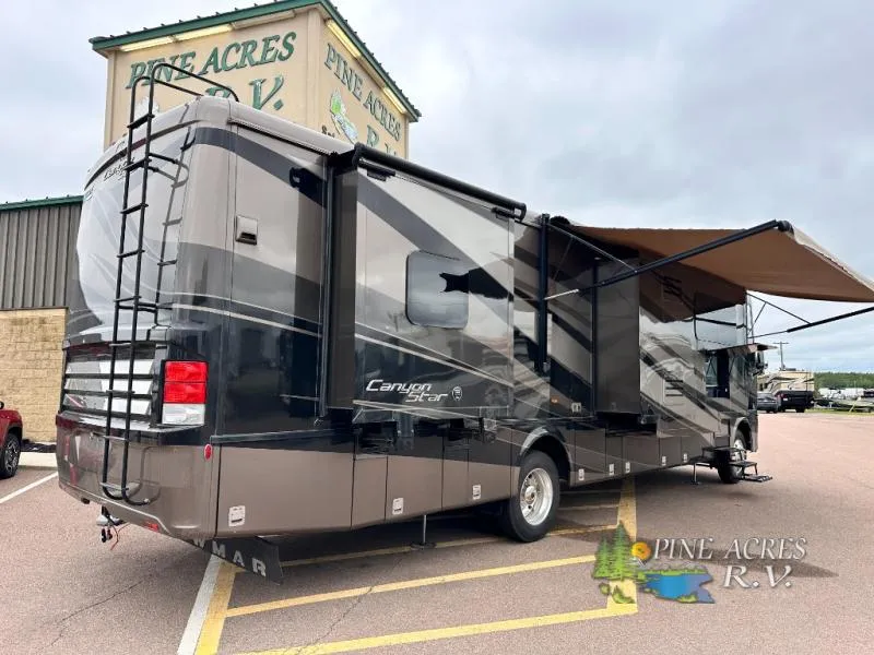2018 Newmar Canyon Star 882Kms - Photo 4