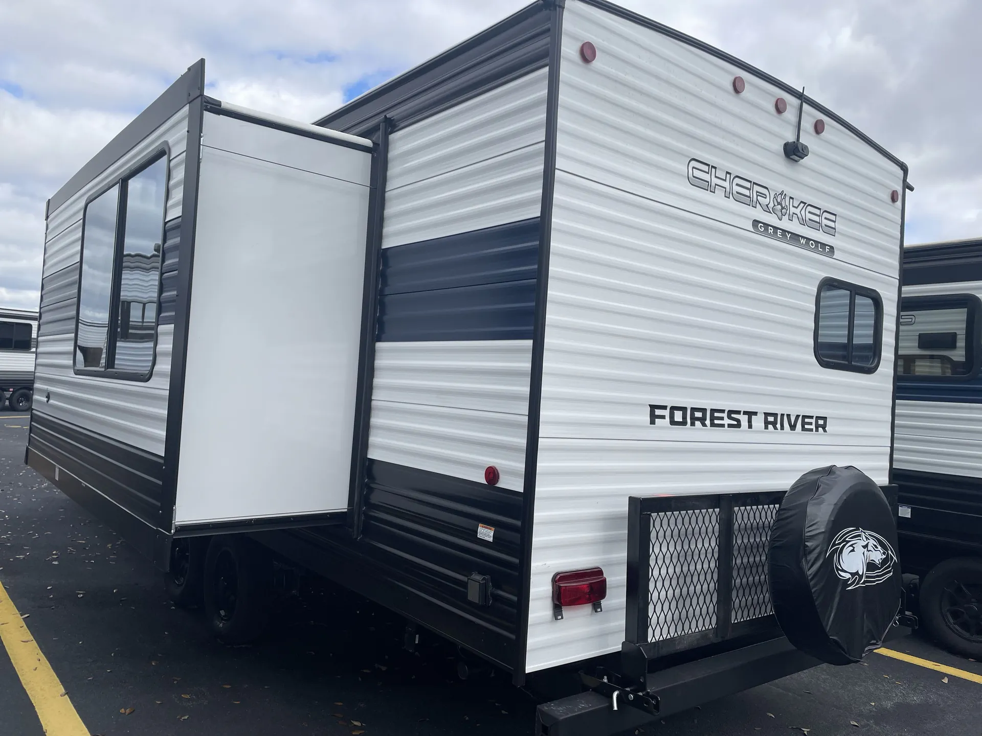 2026 Forest River Cherokee Grey Wolf 26SS — off campside