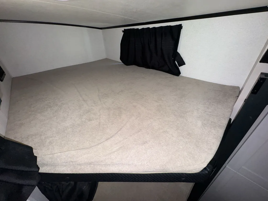 2027 Jayco Jay Feather 29BHB, Photos photo 22