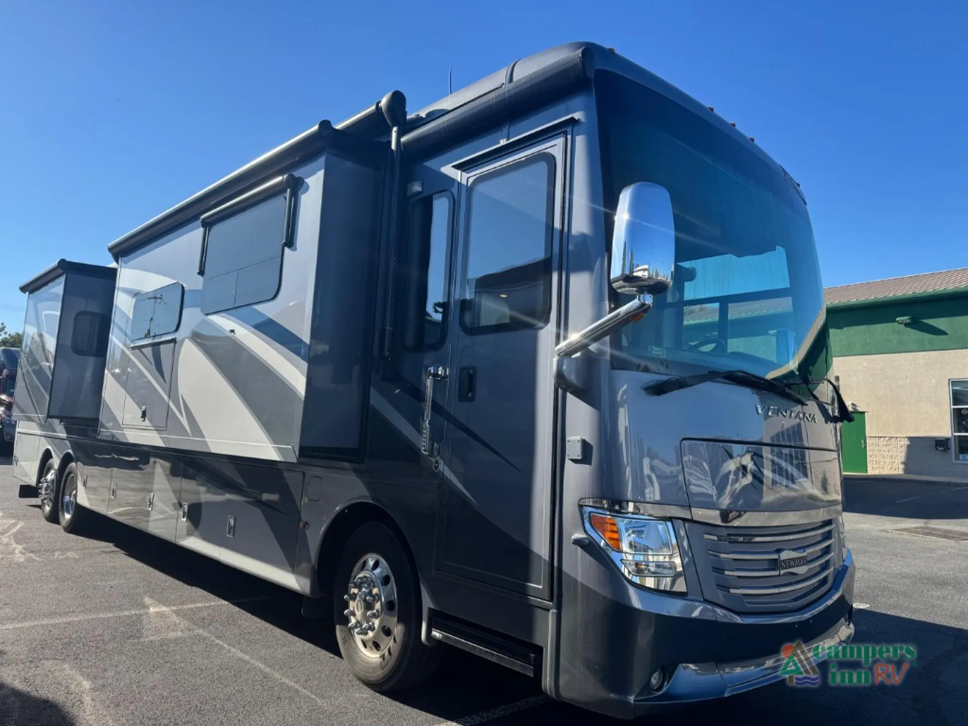 2019 Newmar Ventana 4369 - Photo 2