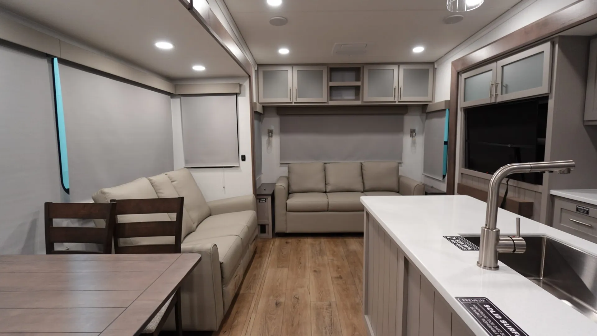 2026 Alliance RV Avenue 32RLS - Photo 3