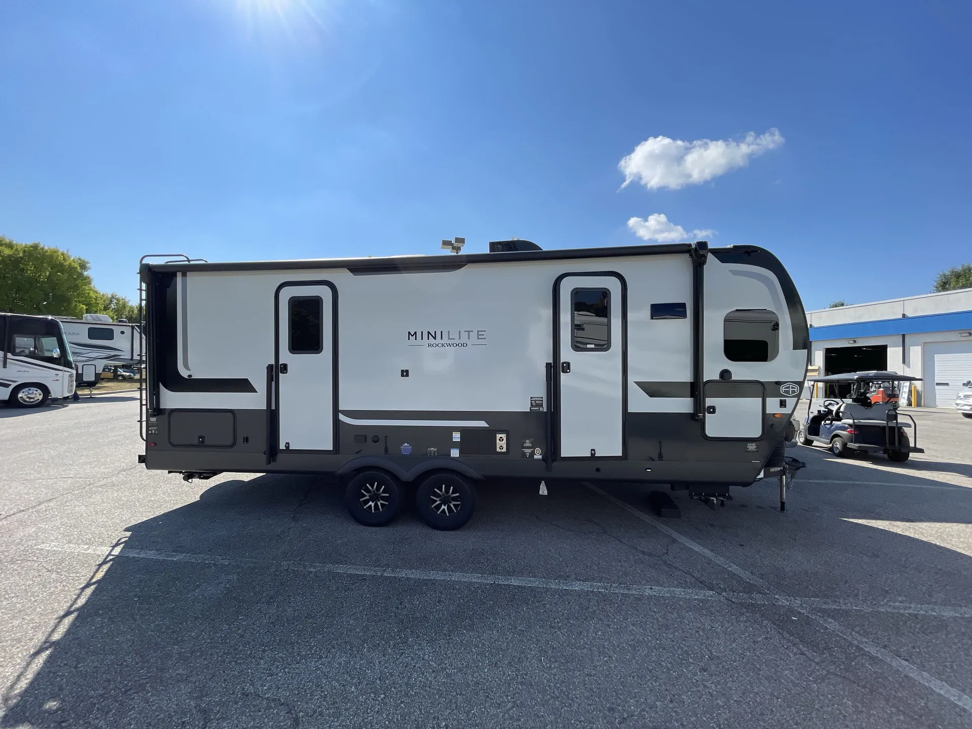 2027 Forest River Rockwood Mini Lite 2506FK — campside
