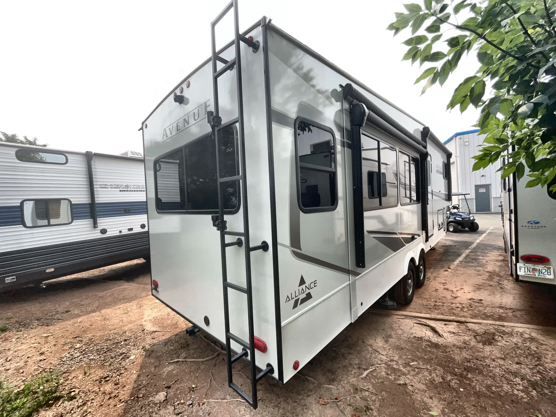 2025 Alliance RV Avenue 29RL — campside