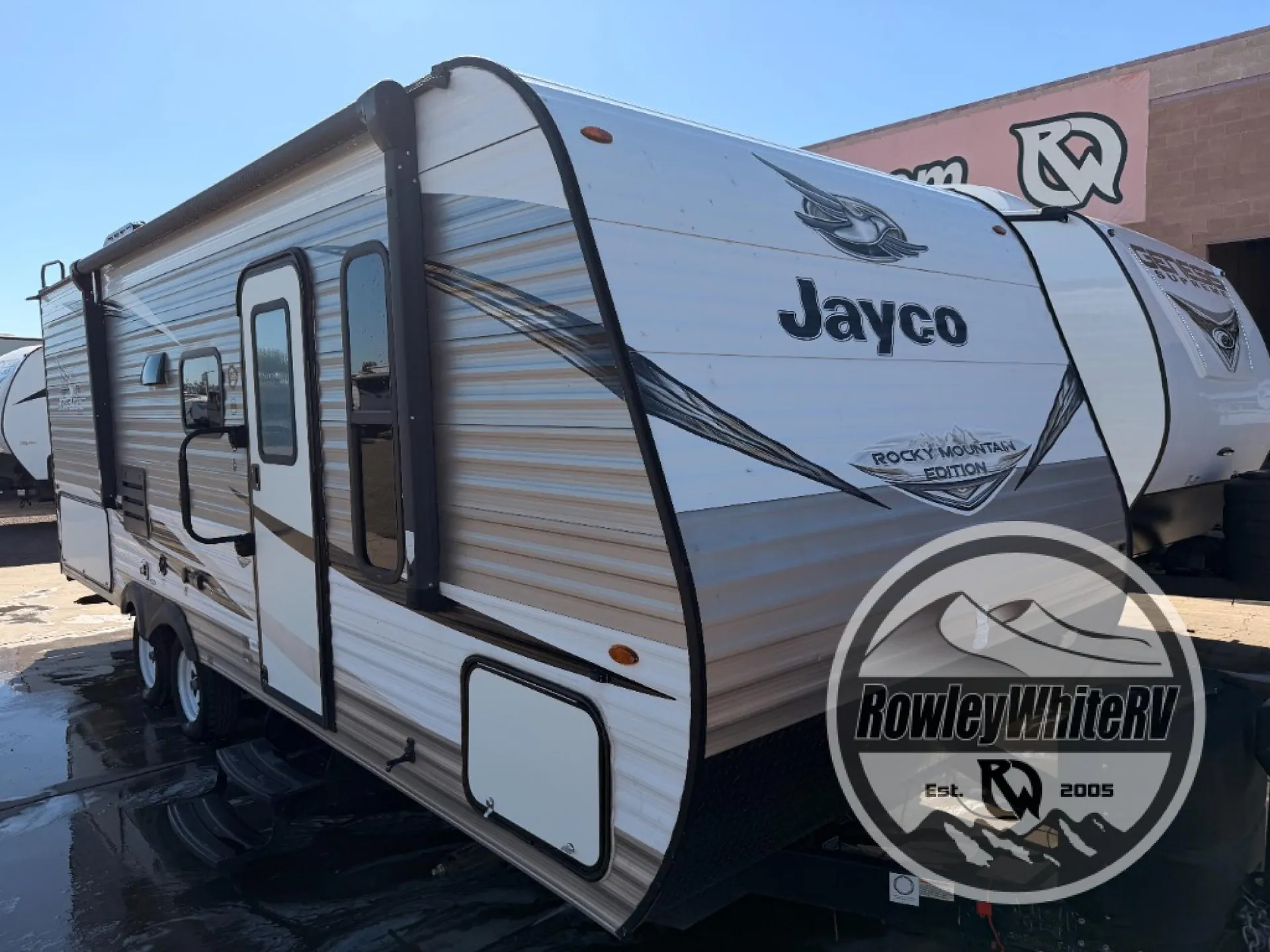 2019 Jayco Jay Flight SLX 8 224BH dealer photo 1 from Rowely White RV