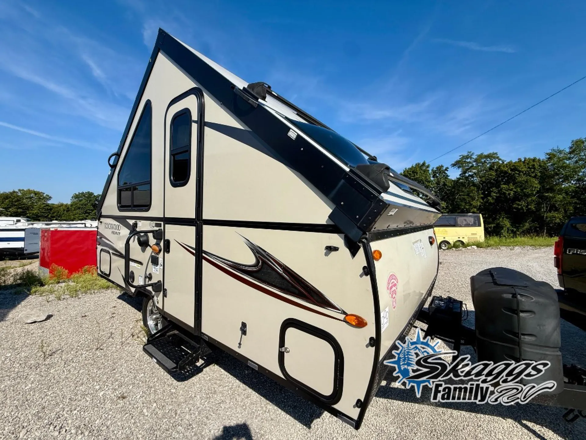 2019 Forest River Rockwood Hard Side Series A122 - Photo 2