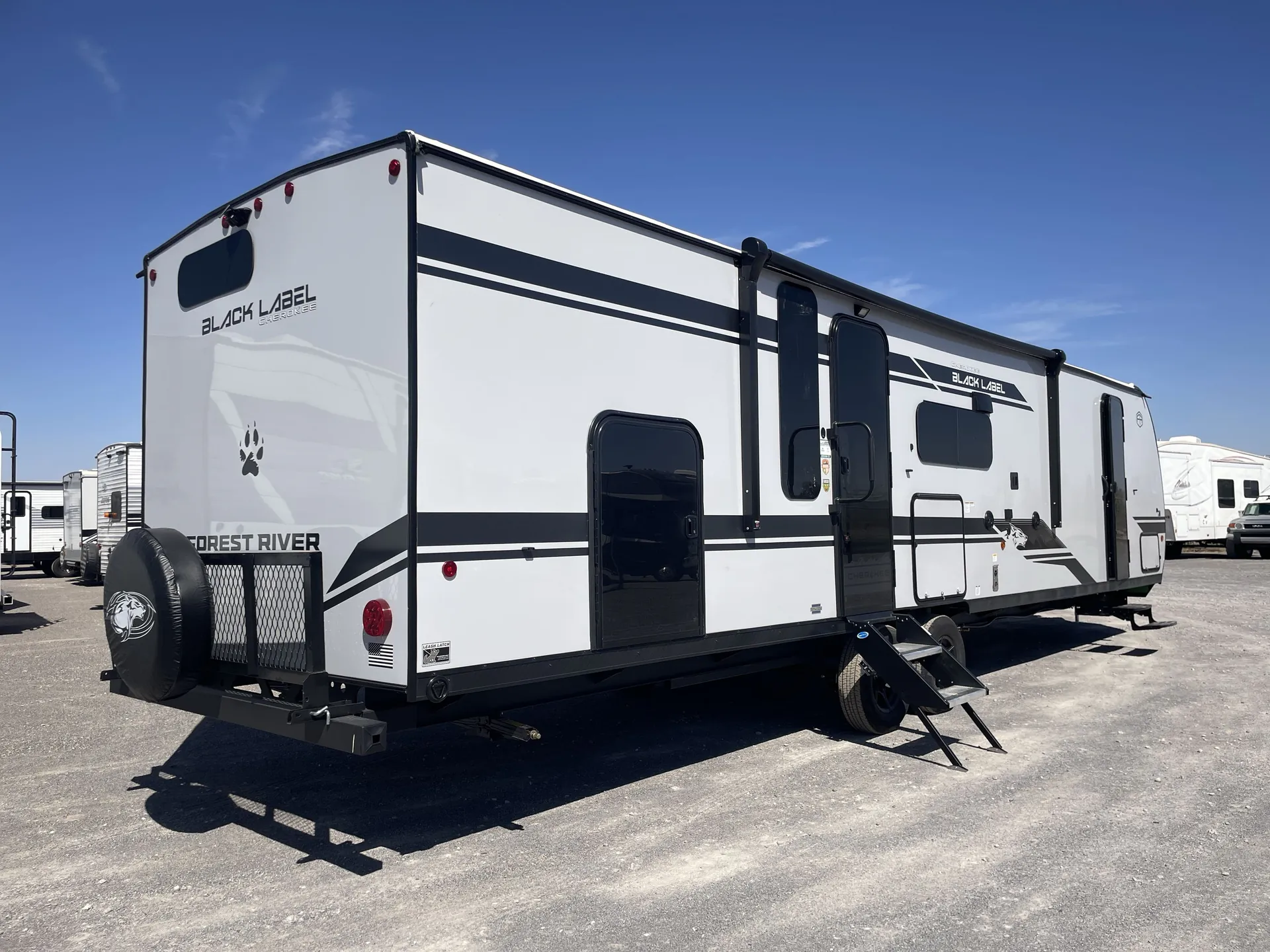 2027 Forest River Cherokee Grey Wolf Black Label 29NMBL — backside
