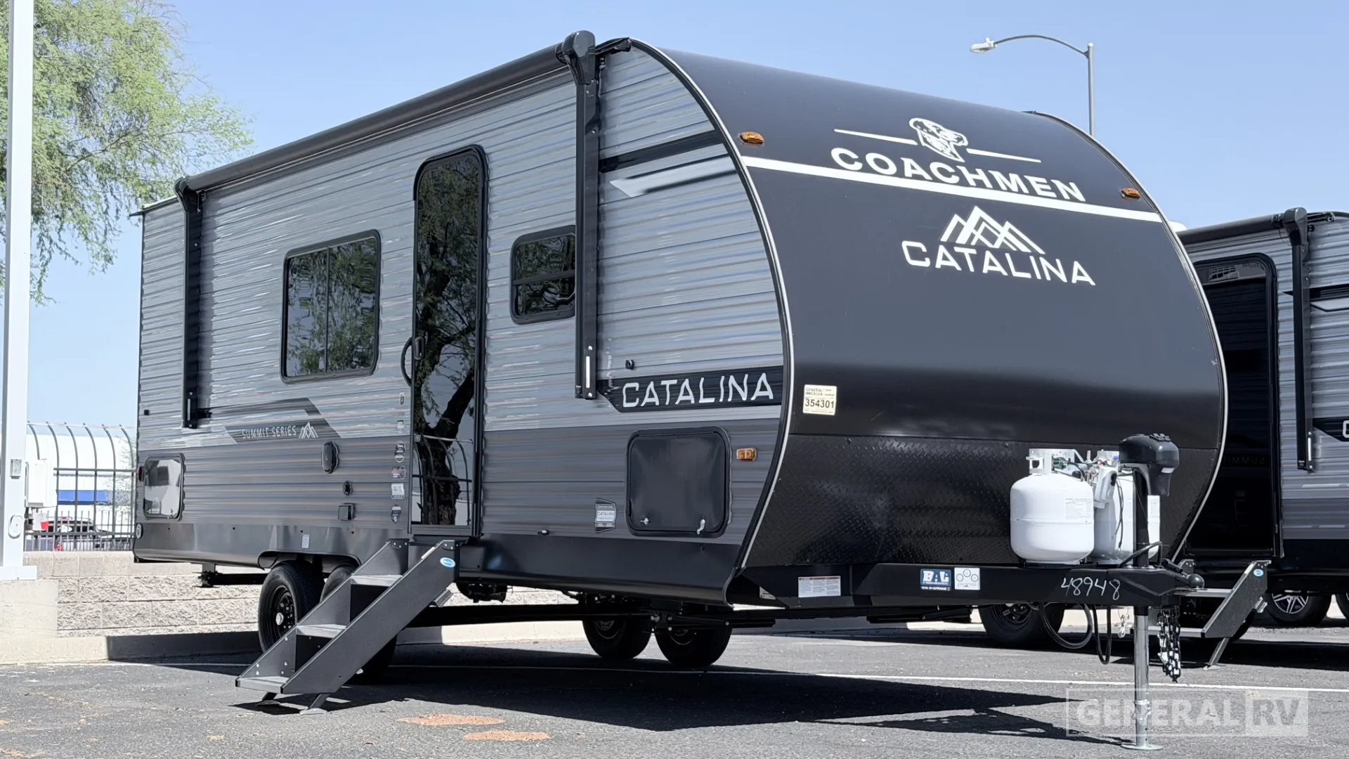 2026 Coachmen Catalina Summit Series 8 211BH - Photo 2